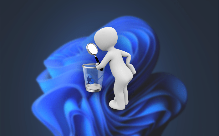 윈도우 바탕 화면 과 휴지통을 보고 있는 흰색 캐릭터